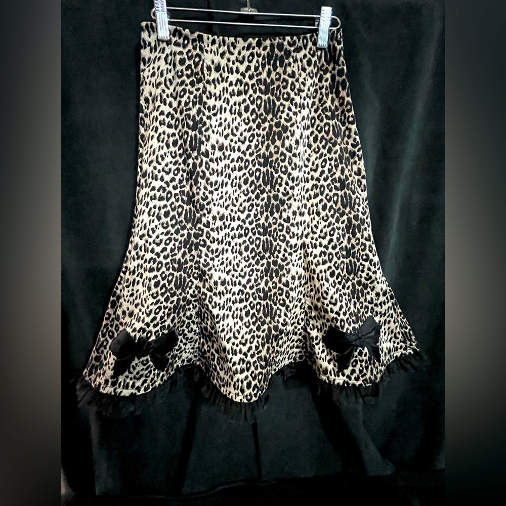 Mode Merr retired Leopard Bow Skirt